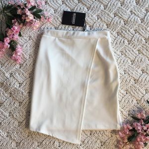 Asymmetrical White Pencil Skirt ✨